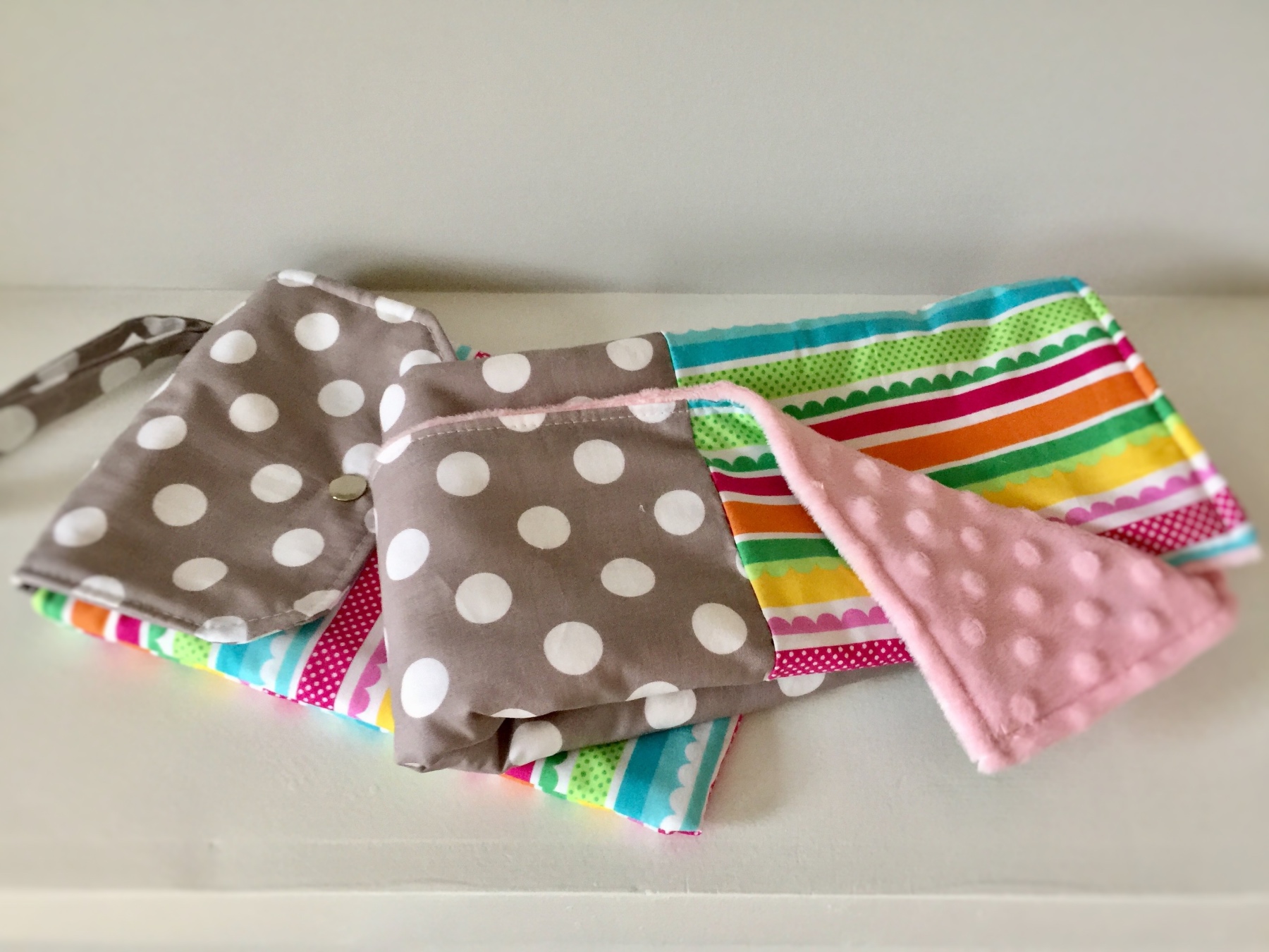 How to sew a diaper clutch and minky dot changing pad – Sewspire