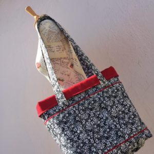 How to sew a 6 Pocket Tote Bag - Sewspire