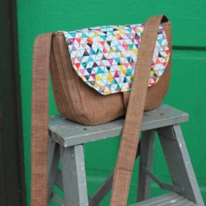 How to sew a linen crossbody hipster bag by Sewspire