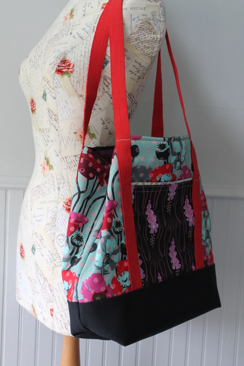 How to Sew a Two Pocket Tote Bag - Sewspire