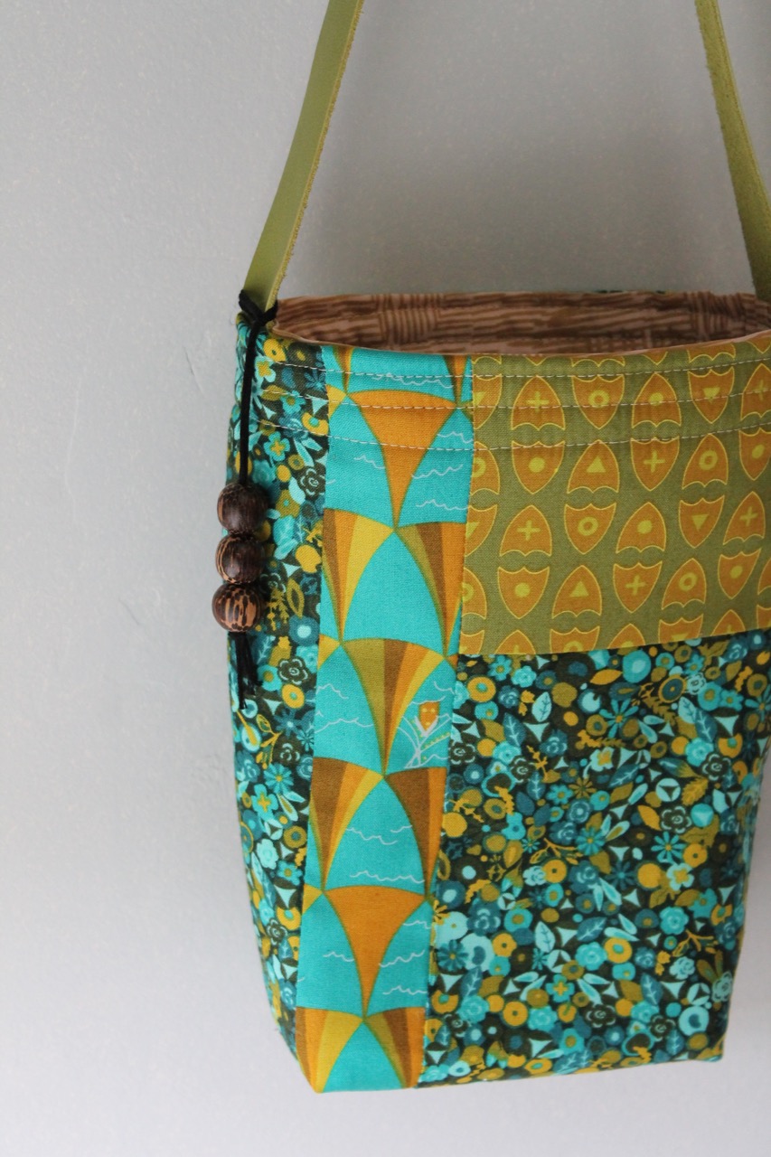 How to sew The Quick Tripper Bag - Sewspire